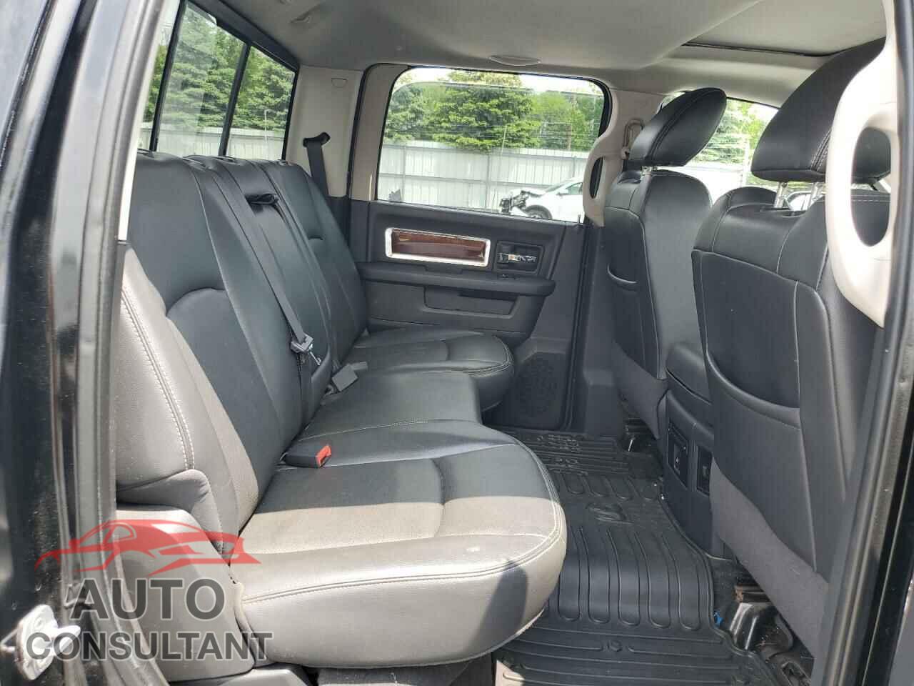 DODGE RAM 1500 2012 - 1C6RD7NT9CS128910