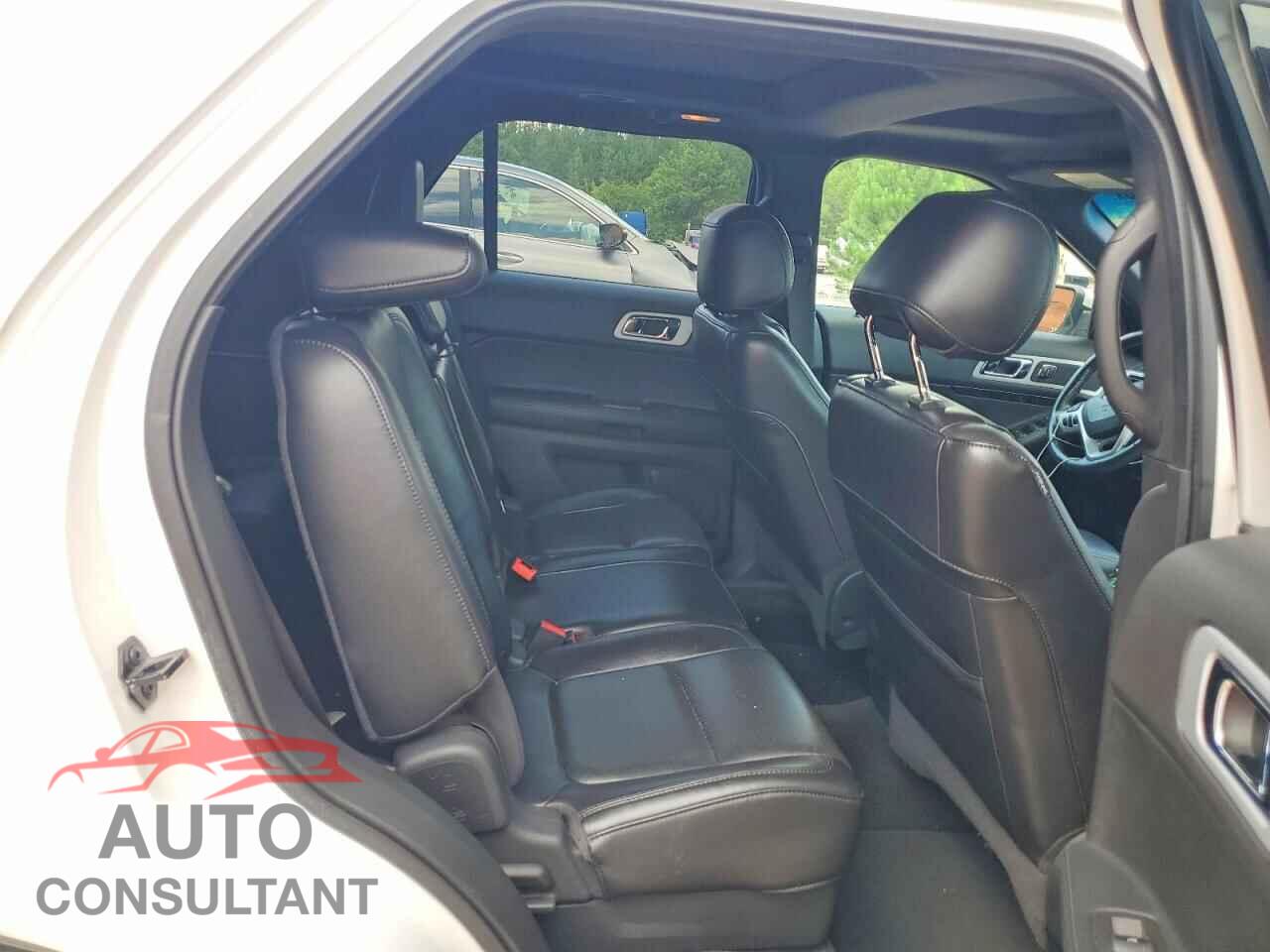FORD EXPLORER 2011 - 1FMHK7F84BGA37349