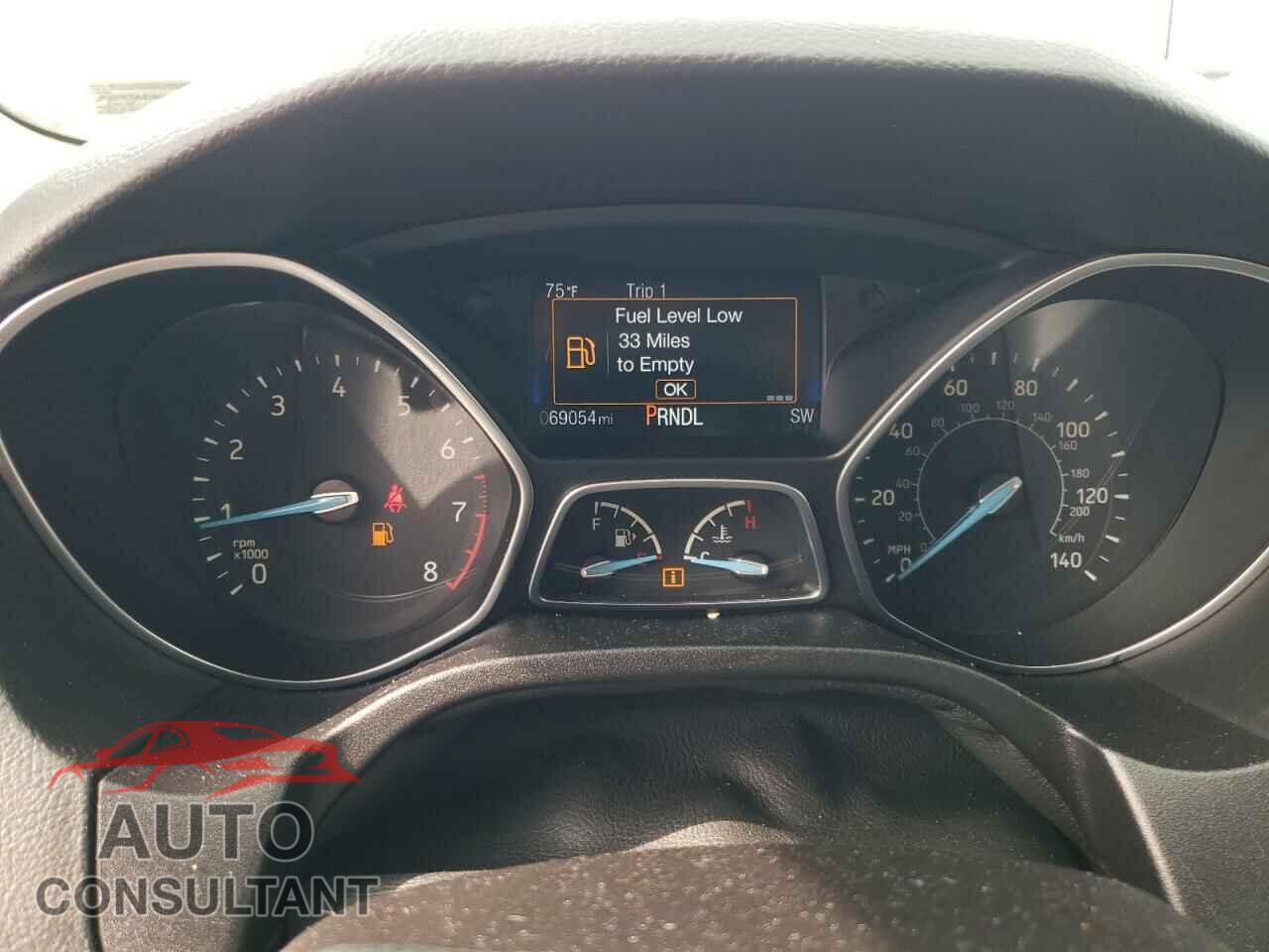 FORD FOCUS 2016 - 1FADP3K27GL204340