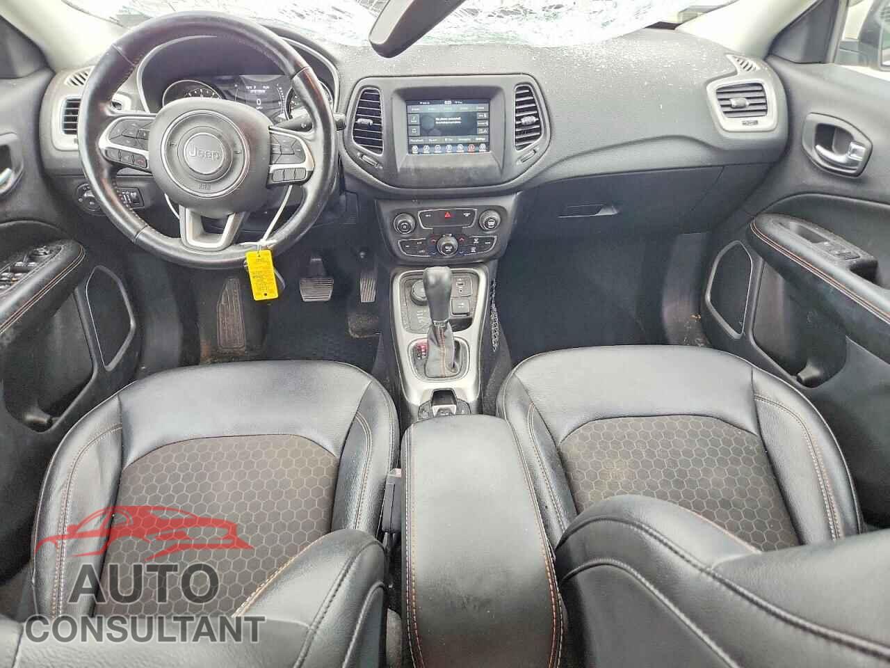 JEEP COMPASS 2020 - 3C4NJDBB7LT148694