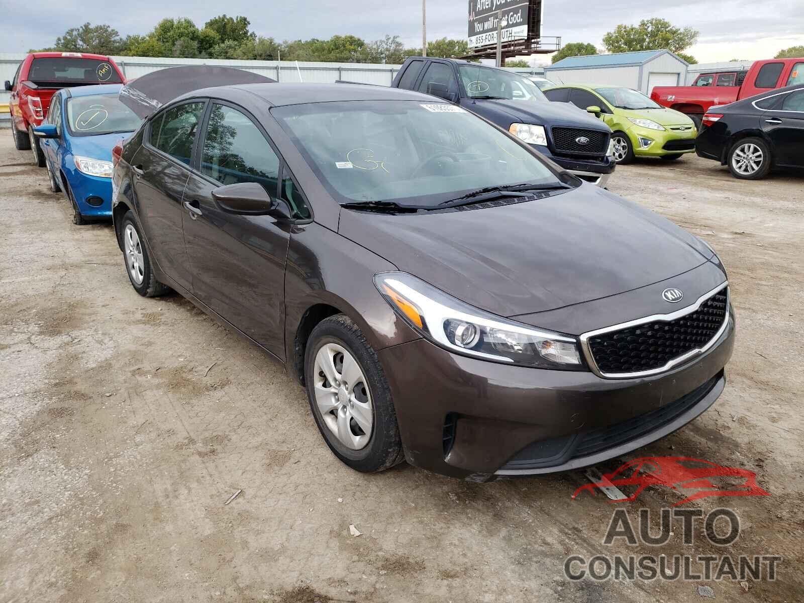 KIA FORTE 2018 - 3KPFL4A74JE181973
