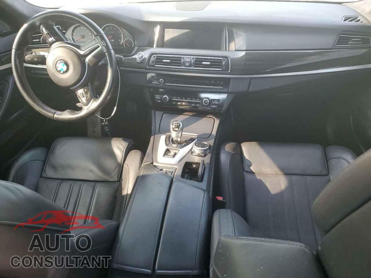 BMW M5 2014 - WBSFV9C54ED097879