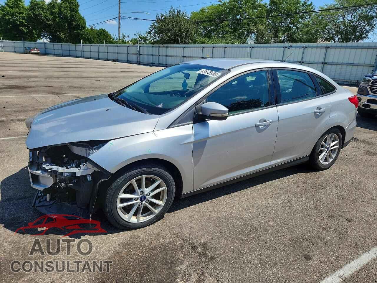 FORD FOCUS 2017 - 1FADP3F22HL327362