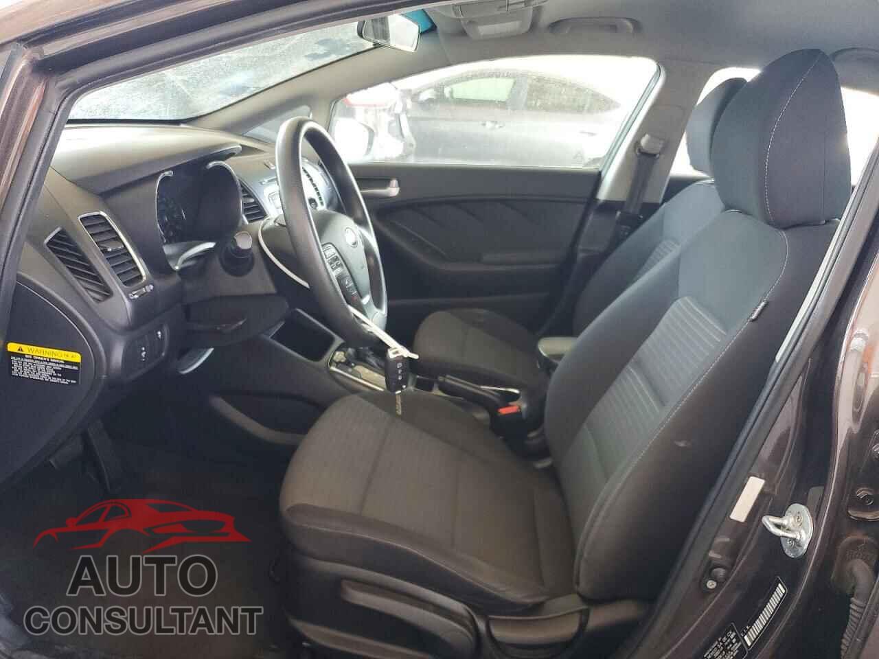 KIA FORTE 2017 - 3KPFL4A75HE132923