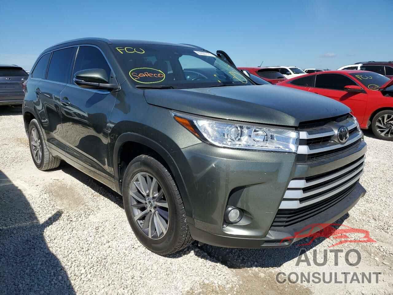 TOYOTA HIGHLANDER 2017 - 5TDKZRFH5HS213213
