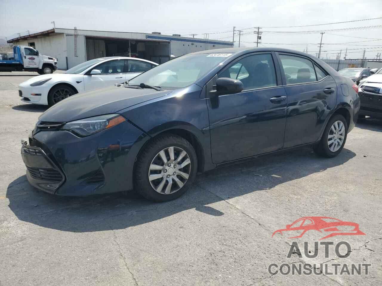 TOYOTA COROLLA 2018 - 5YFBURHE0JP832074