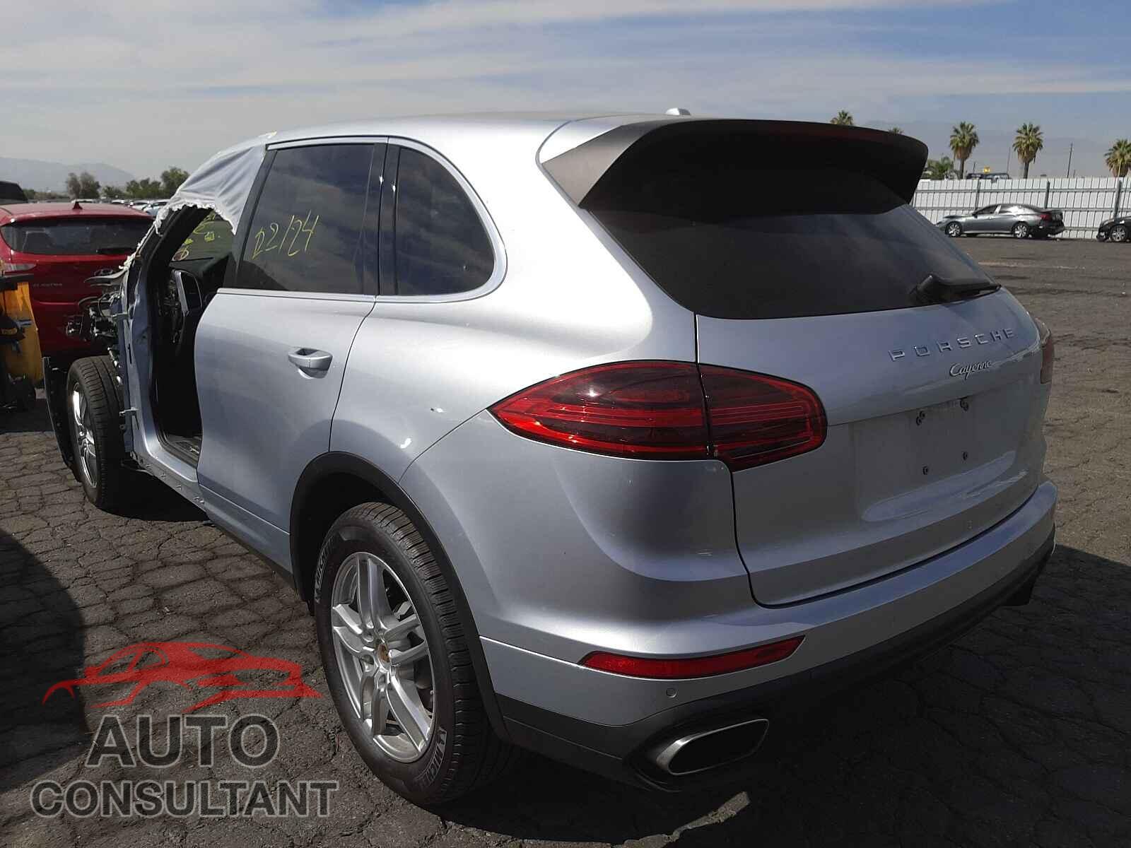 PORSCHE CAYENNE 2016 - WP1AA2A2XGLA04741