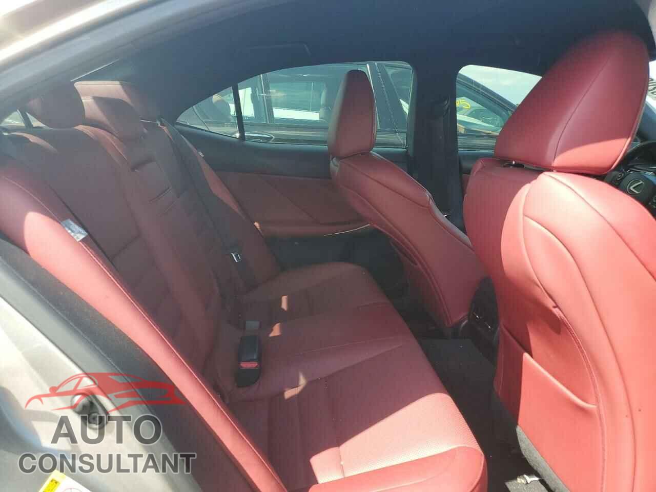 LEXUS IS 2015 - JTHCF1D26F5017439