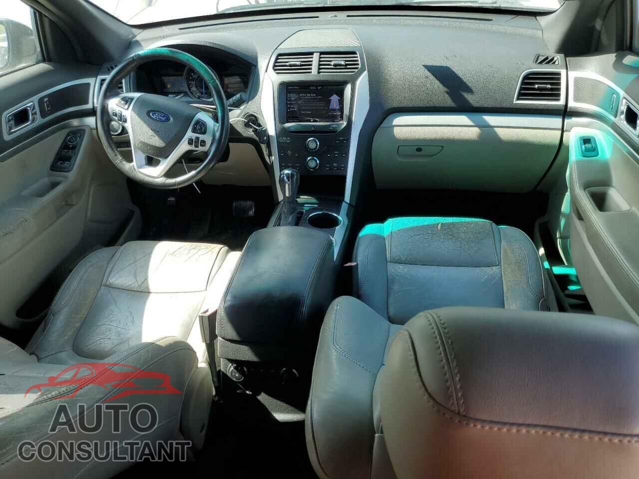 FORD EXPLORER 2013 - 1FM5K7D82DGA70200