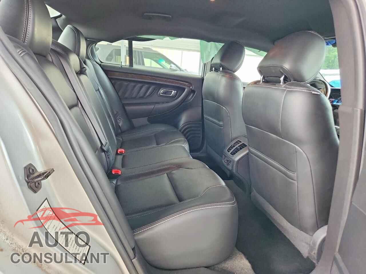 FORD TAURUS 2013 - 1FAHP2F80DG218434