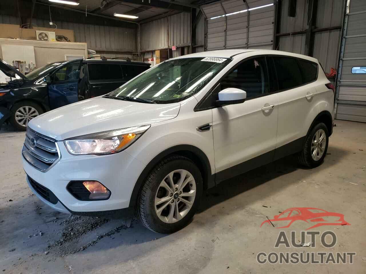 FORD ESCAPE 2019 - 1FMCU0GD1KUC36772