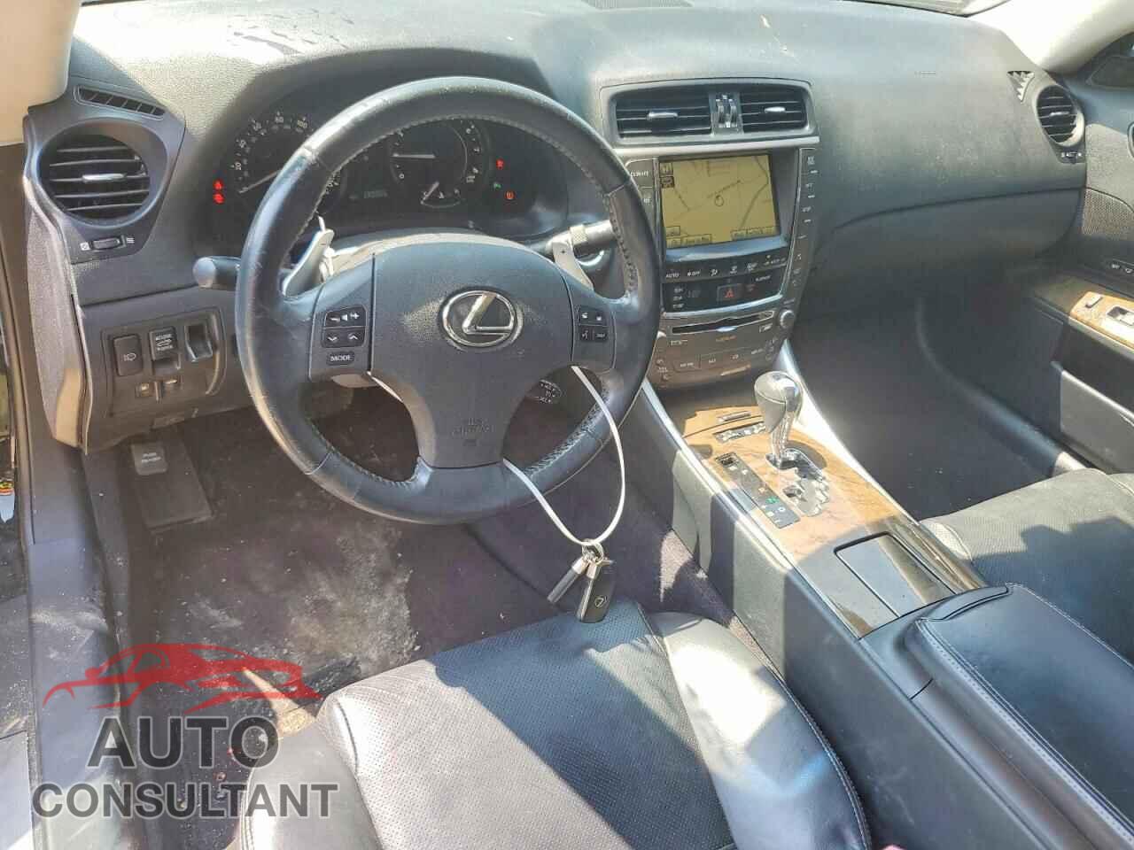 LEXUS IS 2010 - JTHFE2C20A2504251