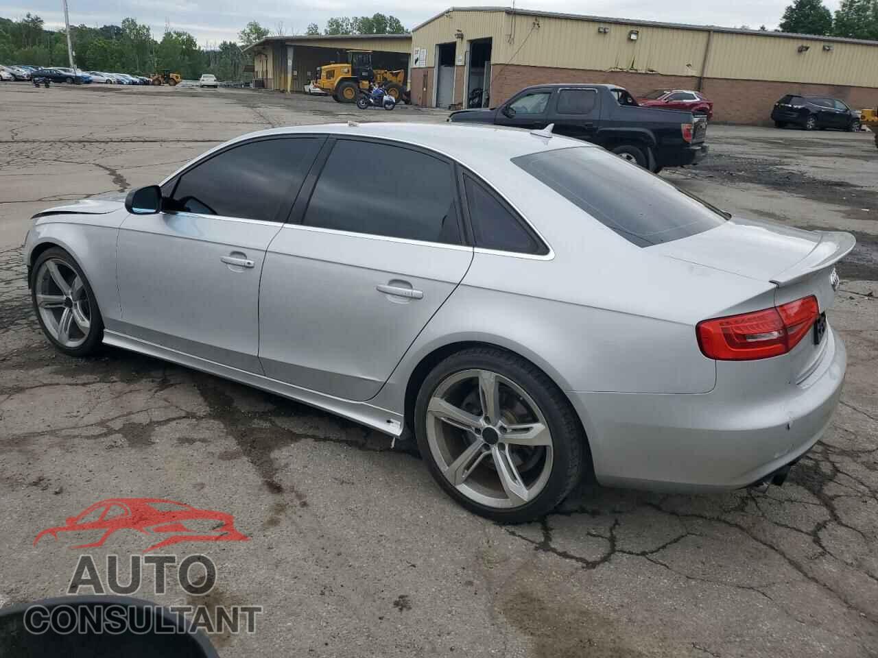 AUDI A4 2013 - WAUBFAFL5DN007112