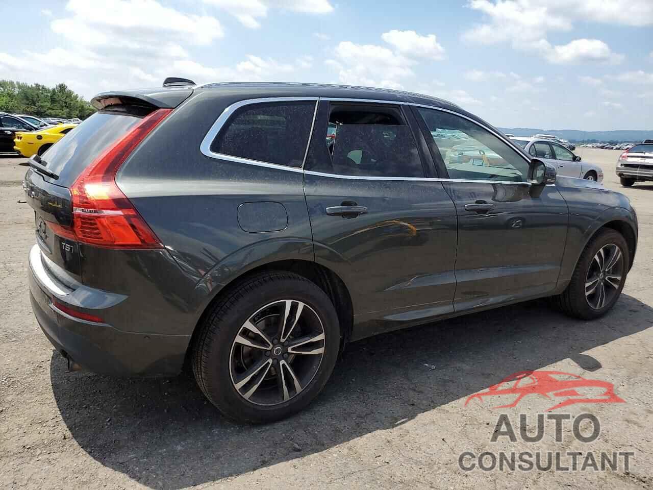 VOLVO XC60 2018 - LYV102RK0JB106179