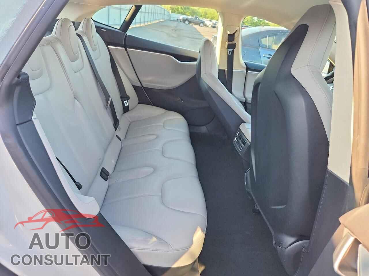 TESLA MODEL S 2013 - 5YJSA1CG3DFP03636