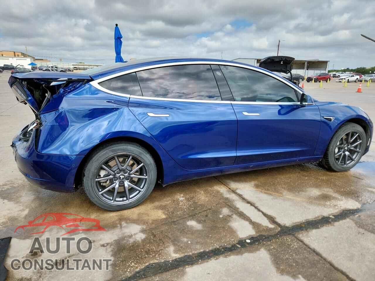 TESLA MODEL 3 2019 - 5YJ3E1EA3KF444838