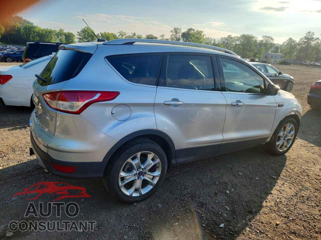 FORD ESCAPE 2014 - 1FMCU0J97EUB56076