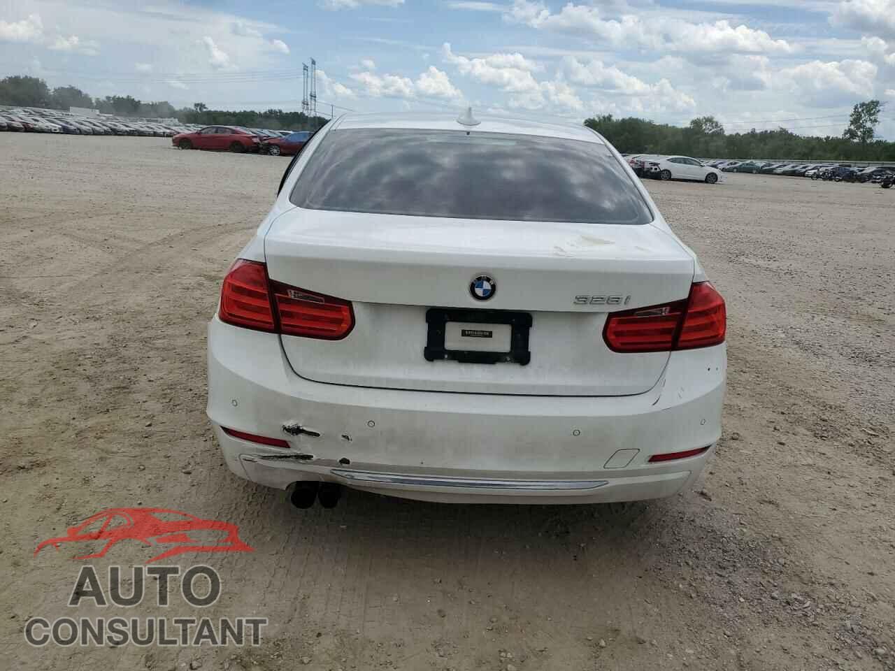 BMW 3 SERIES 2012 - WBA3A5C55CF259337