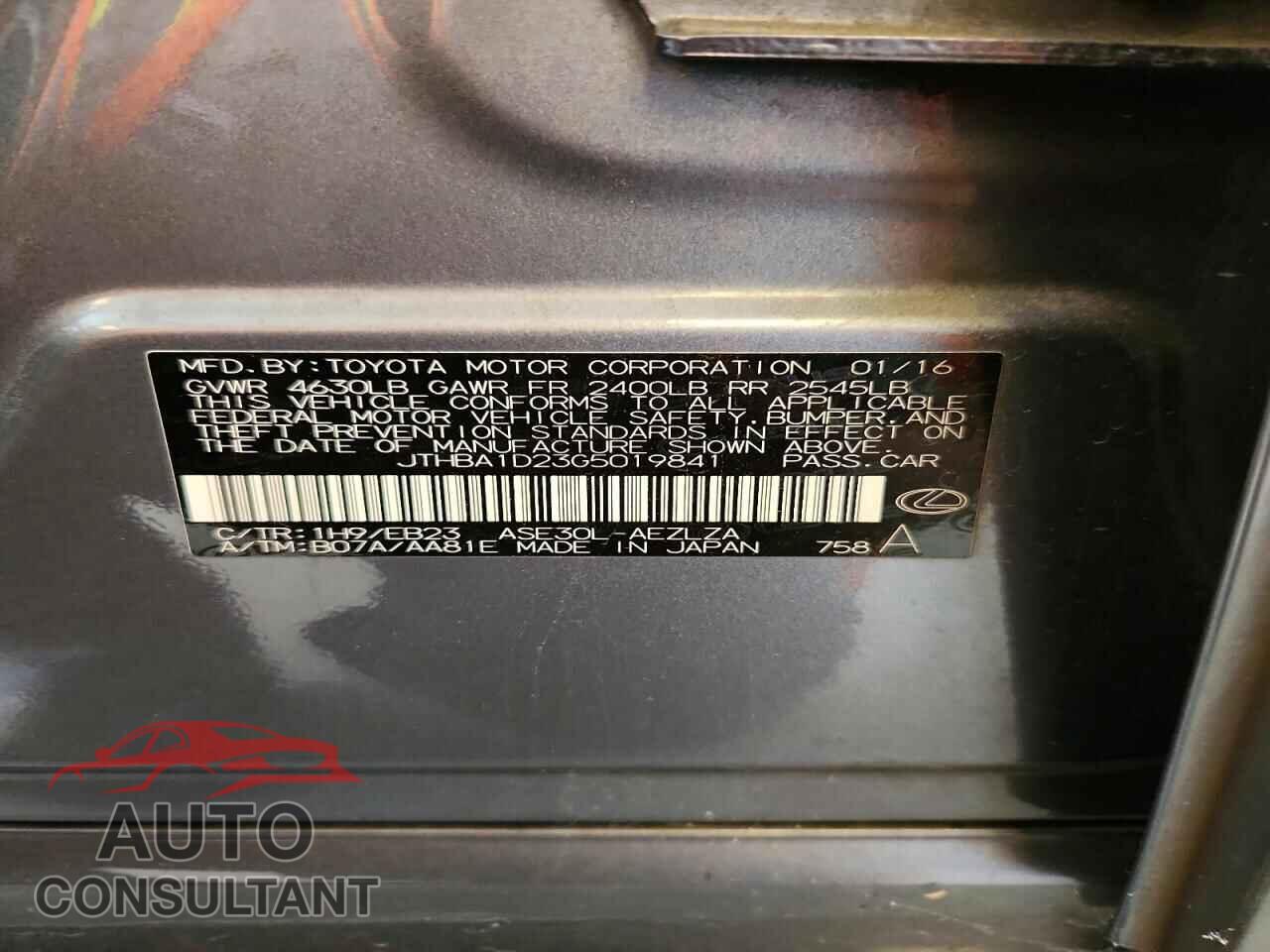 LEXUS IS 2016 - JTHBA1D23G5019841
