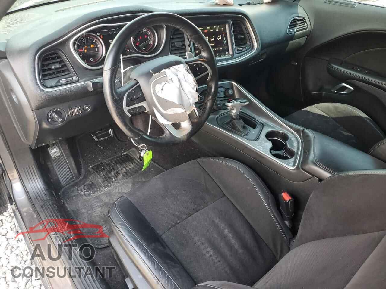 DODGE CHALLENGER 2018 - 2C3CDZGG2JH257221
