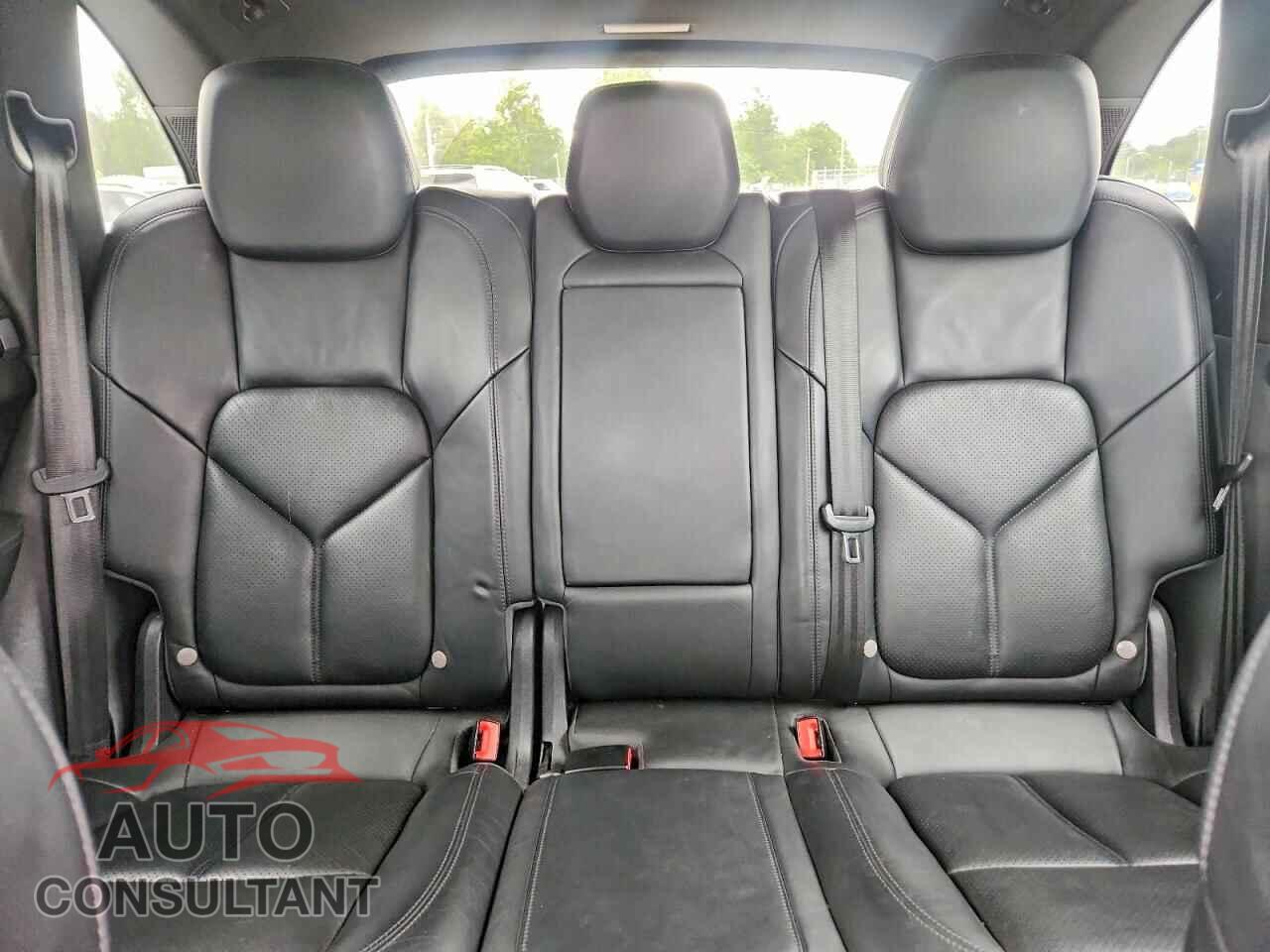 PORSCHE CAYENNE 2013 - WP1AF2A26DLA37443