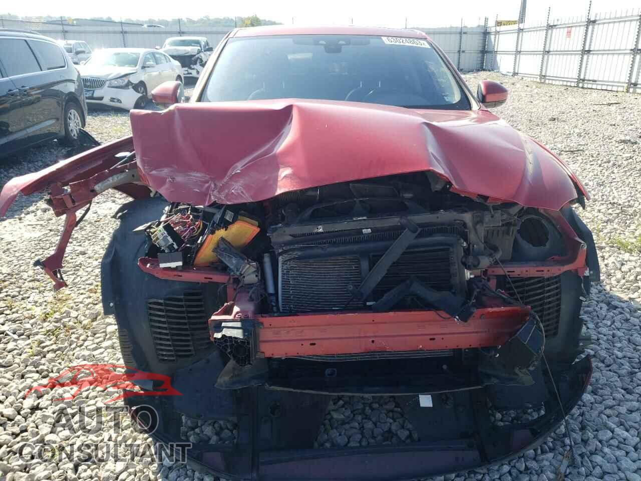 JAGUAR F-PACE 2017 - SADCJ2BV2HA496587