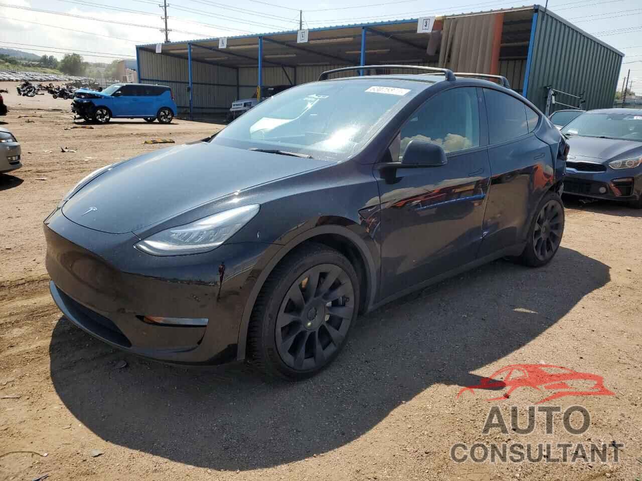 TESLA MODEL Y 2021 - 5YJYGAEE9MF180269