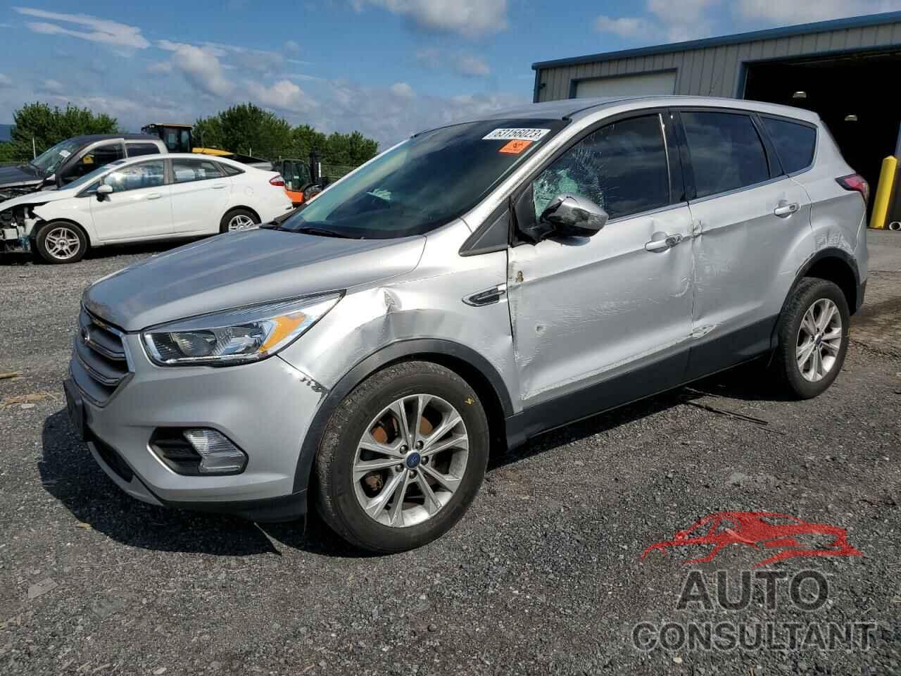 FORD ESCAPE 2017 - 1FMCU0GD7HUD50185