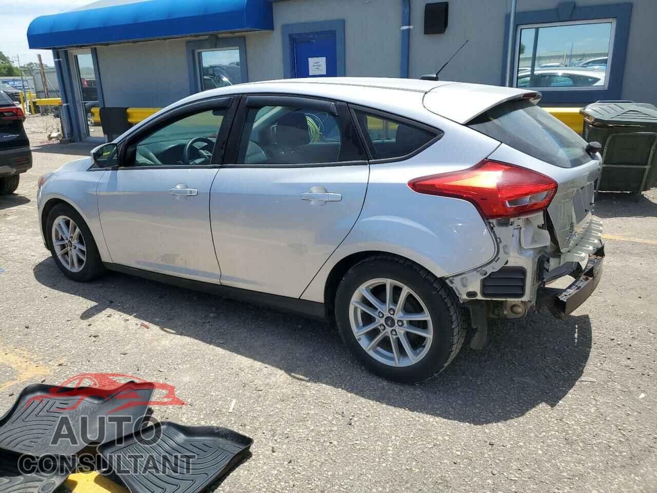 FORD FOCUS 2015 - 1FADP3K21FL224016