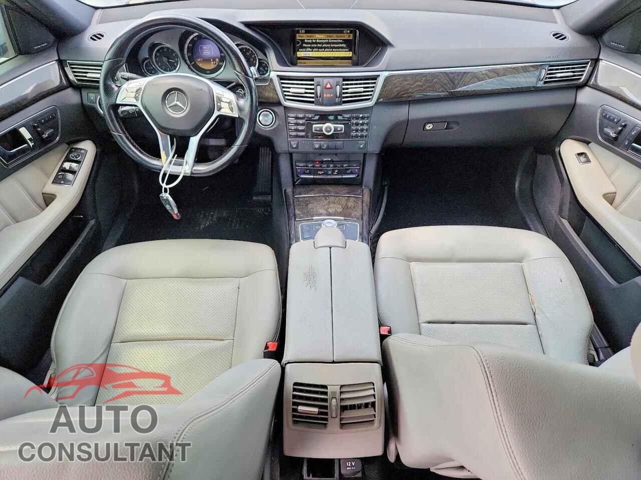 MERCEDES-BENZ E-CLASS 2012 - WDDHF5KB6CA587922