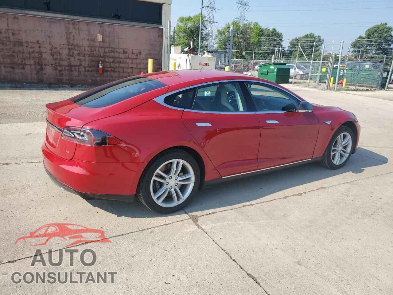 TESLA MODEL S 2013 - 5YJSA1CN9DFP20925