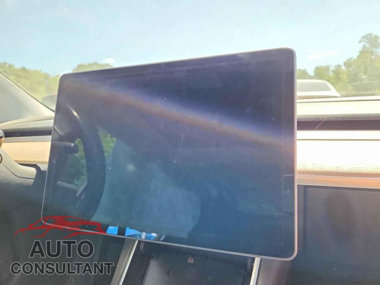 TESLA MODEL 3 2018 - 5YJ3E1EA2JF034482