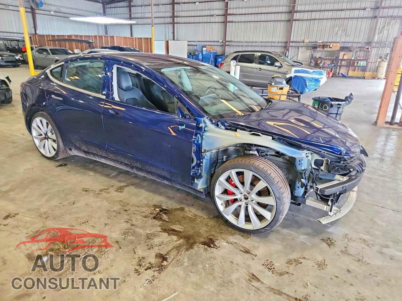 TESLA MODEL 3 2018 - 5YJ3E1EB9JF083929