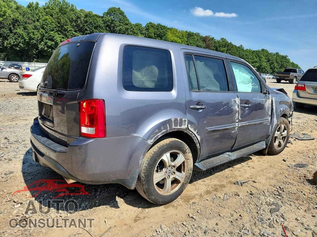 HONDA PILOT 2015 - 5FNYF3H74FB030696