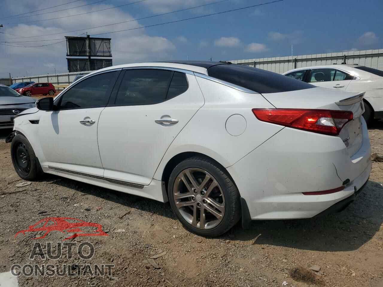 KIA OPTIMA 2013 - 5XXGR4A60DG205952
