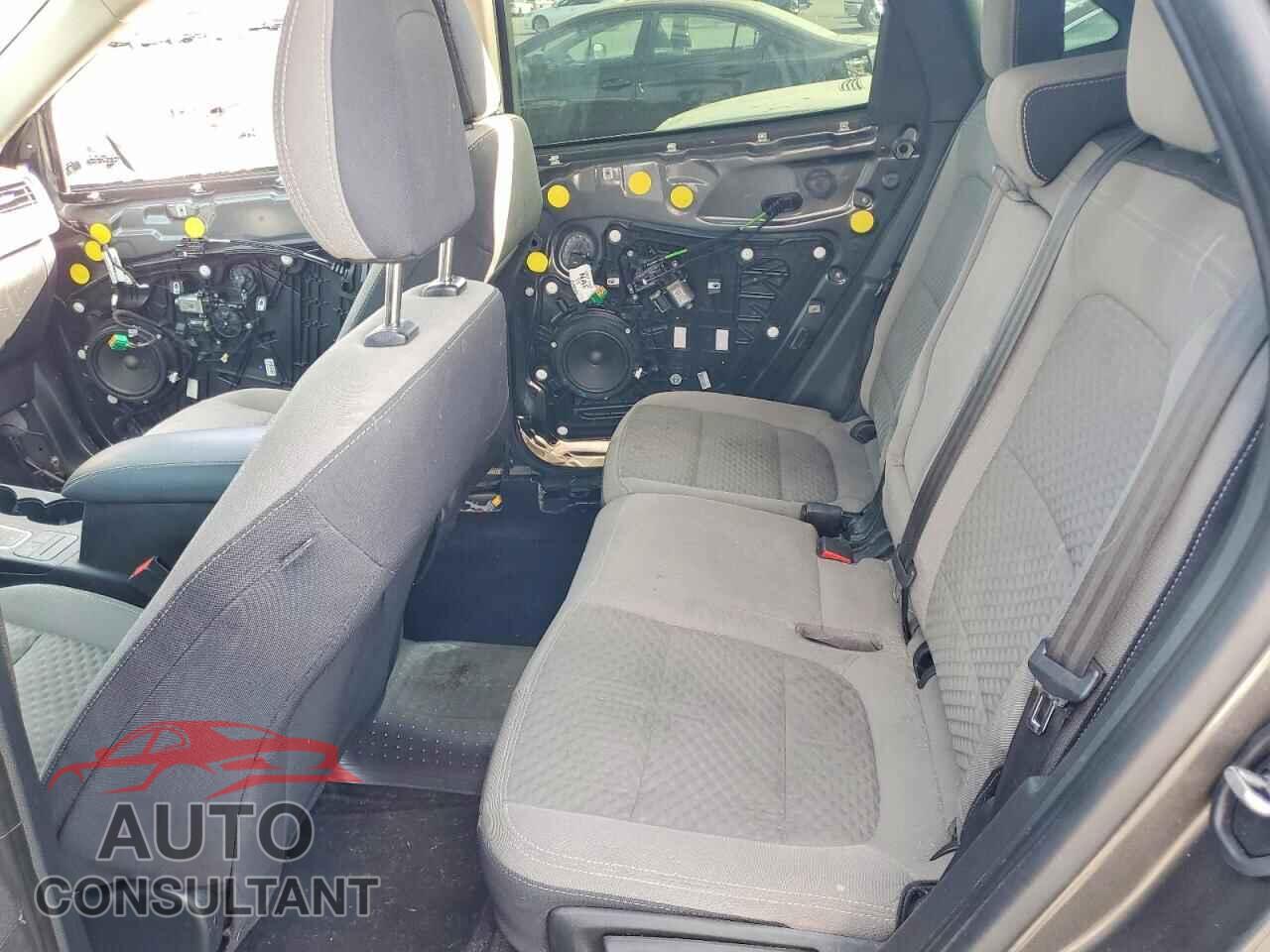 FORD ESCAPE 2020 - 1FMCU0G6XLUA14010