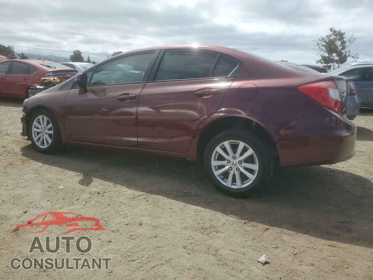 HONDA CIVIC 2012 - 2HGFB2F83CH575286