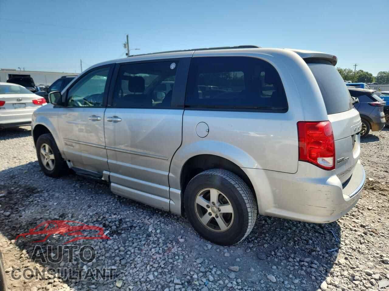 DODGE CARAVAN 2011 - 2D4RN3DG4BR639902