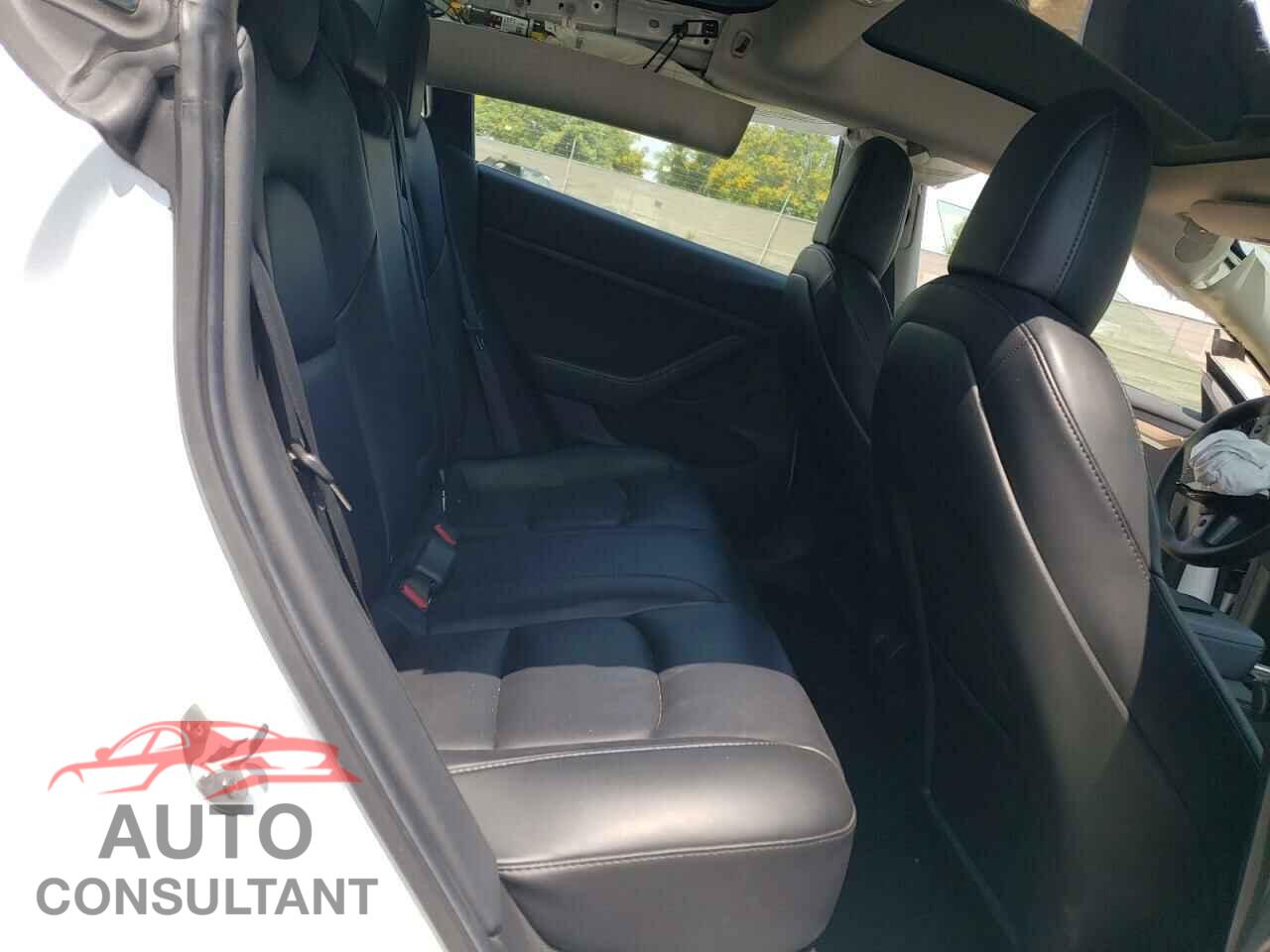 TESLA MODEL 3 2021 - 5YJ3E1EA6MF058675