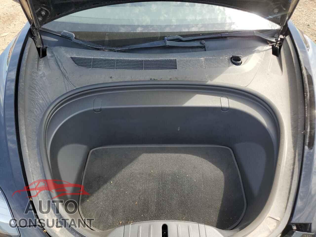 TESLA MODEL 3 2018 - 5YJ3E1EAXJF171928