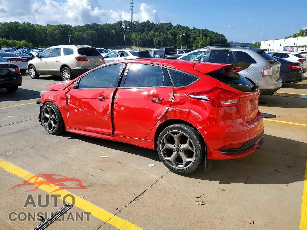 FORD FOCUS 2017 - 1FADP3L98HL214601
