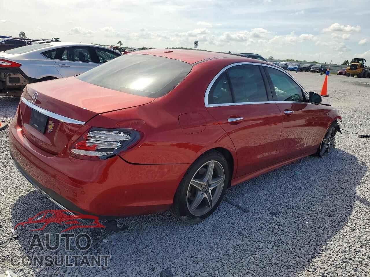 MERCEDES-BENZ E-CLASS 2018 - WDDZF4JB1JA487515
