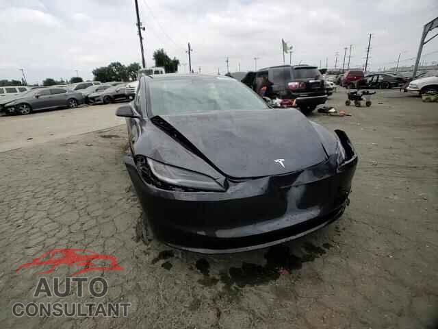 TESLA MODEL 3 2025 - 5YJ3E1EA7SF021390