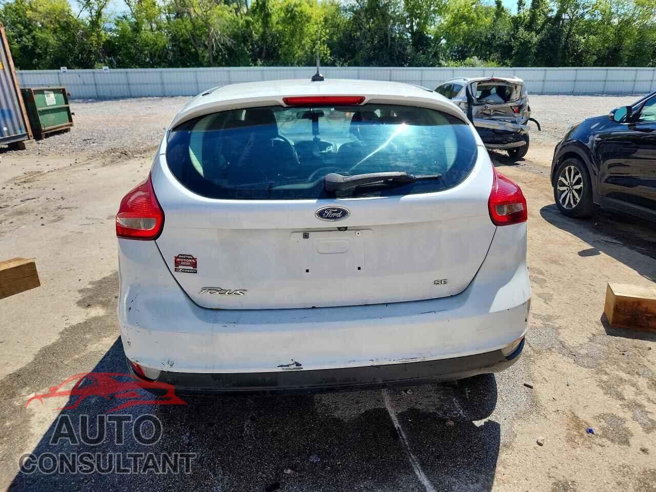 FORD FOCUS 2017 - 1FADP3K21HL216033