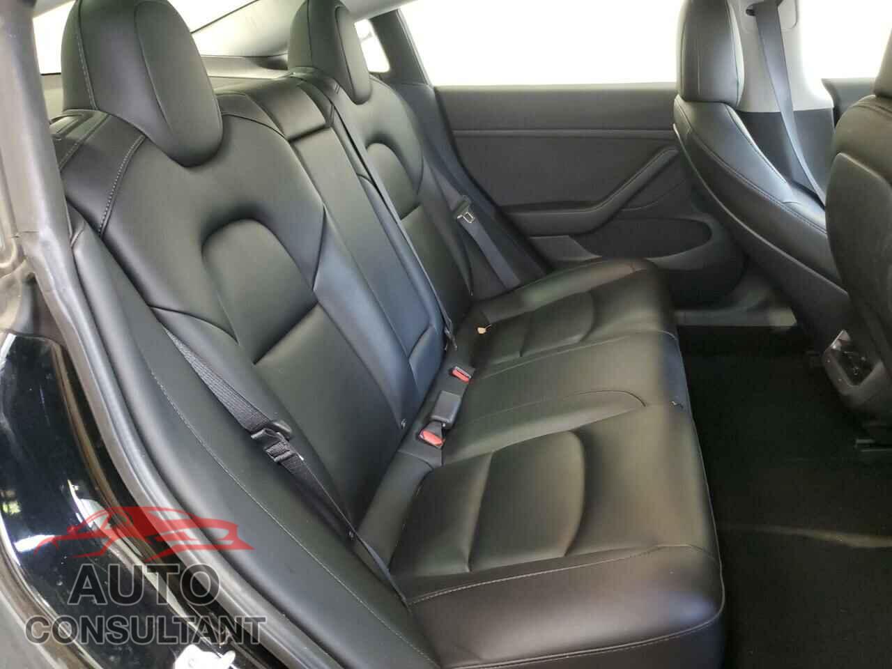TESLA MODEL 3 2022 - 5YJ3E1EA6NF372022