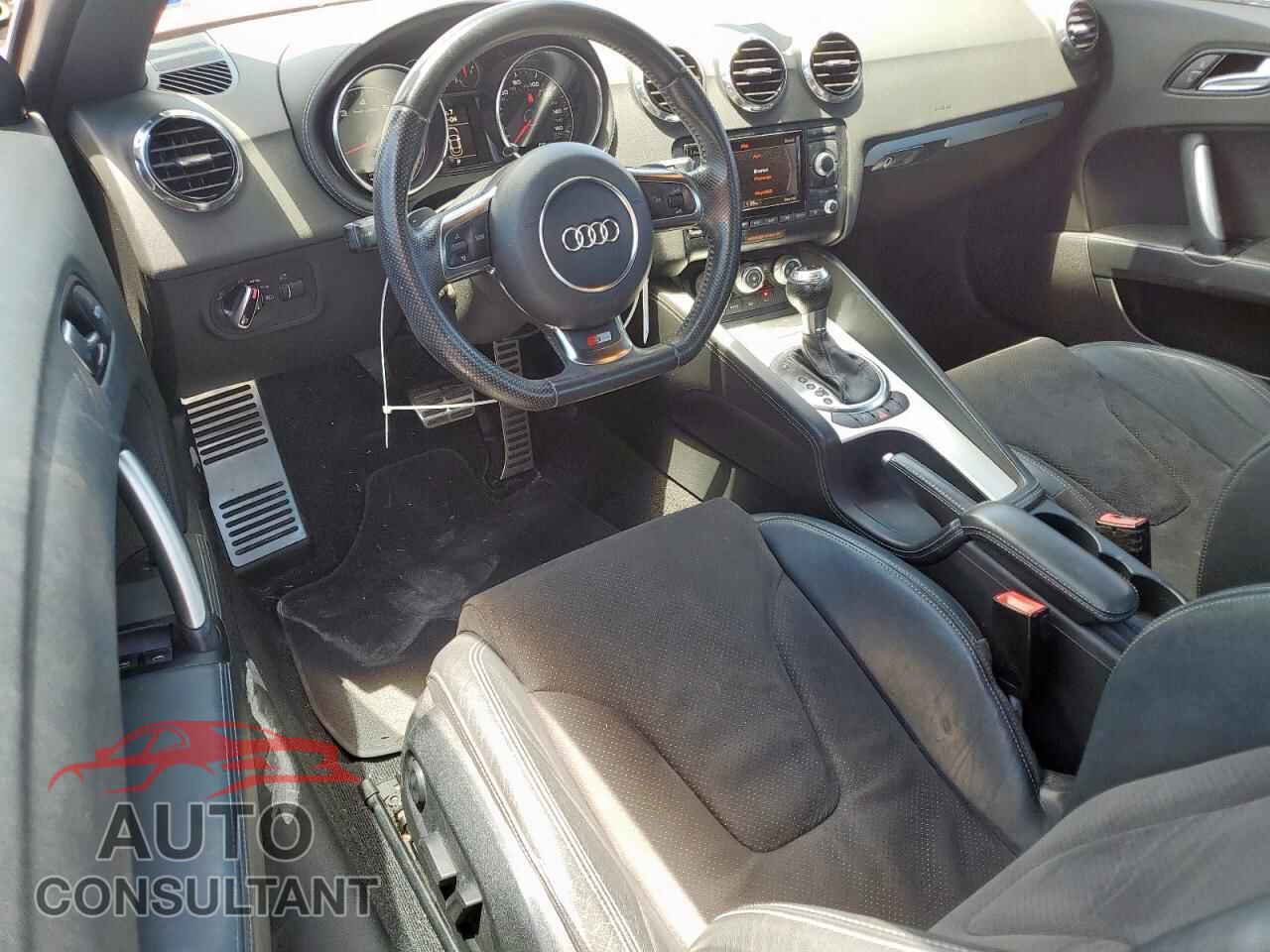 AUDI TT 2013 - TRUBFAFK0D1009549
