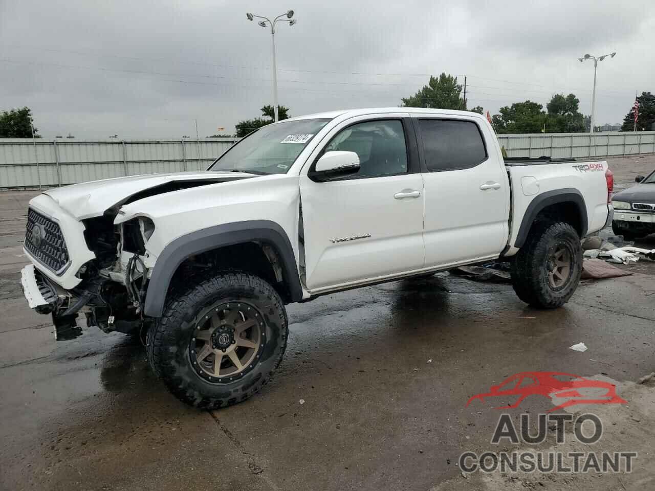 TOYOTA TACOMA 2019 - 3TMCZ5AN7KM195086