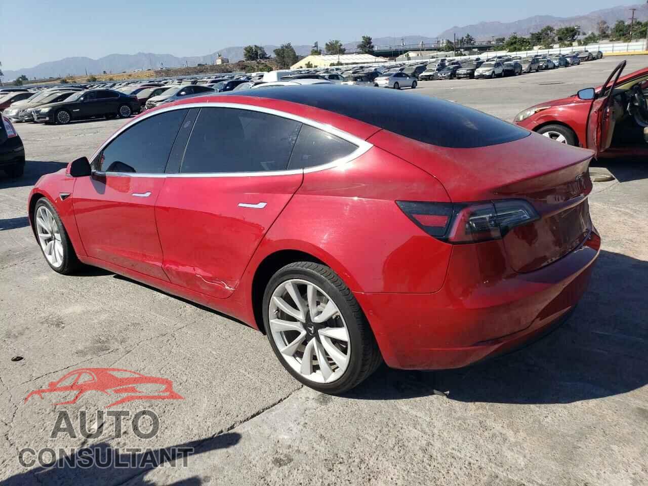 TESLA MODEL 3 2018 - 5YJ3E1EB0JF135187
