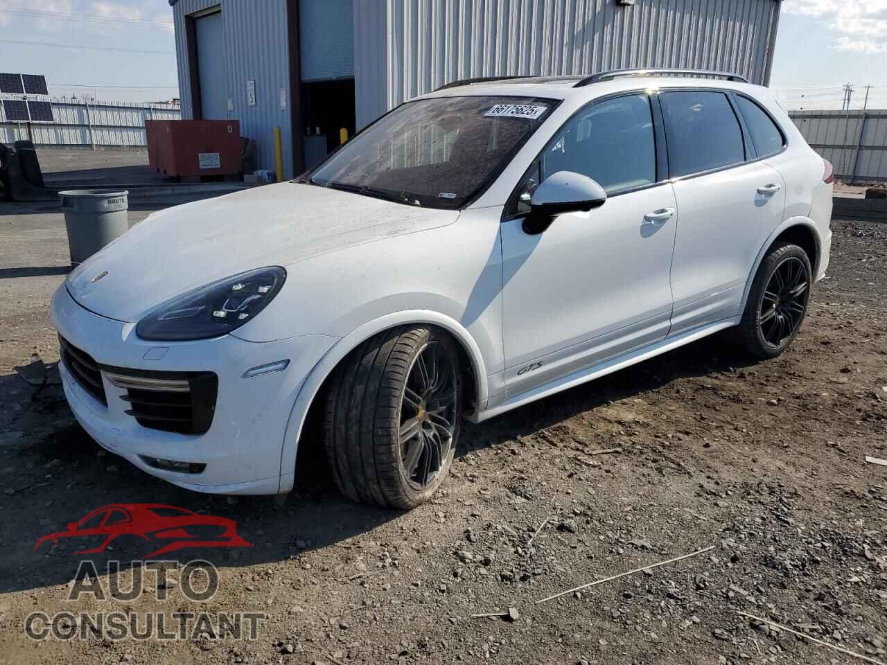PORSCHE CAYENNE 2017 - WP1AD2A26HLA84077