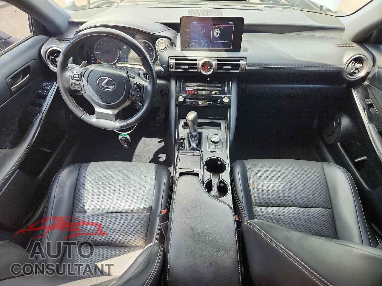 LEXUS IS 2021 - JTHAA1D29M5112502